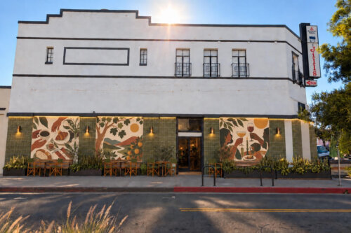 3220 Glendale Boulevard 2
